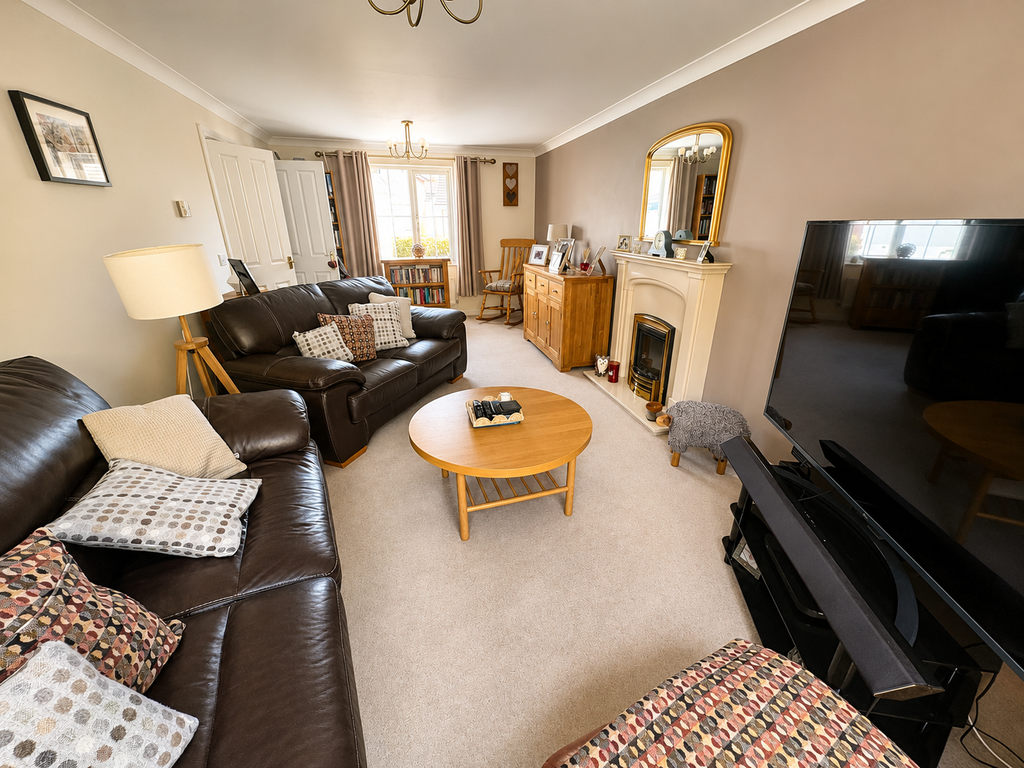 Property photo 3 of 25