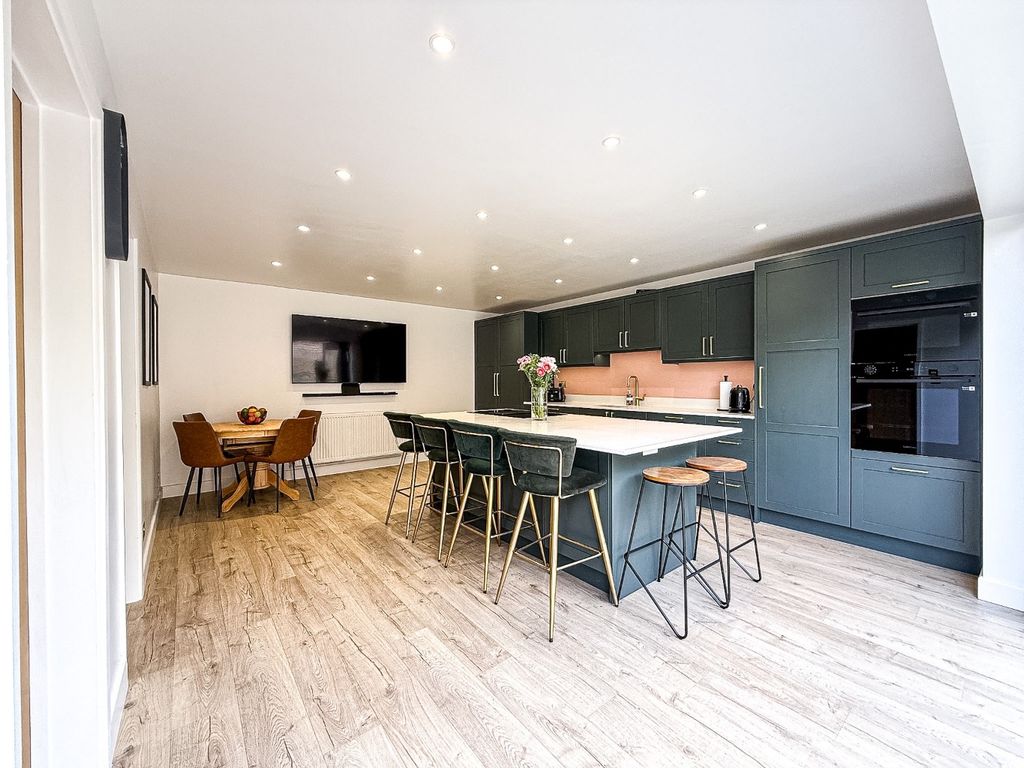 Property photo 2 of 28 5088185