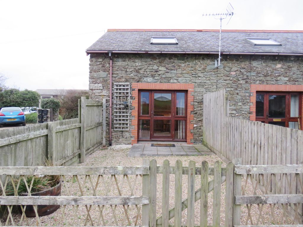 Property photo 1 of 6 Bedroom