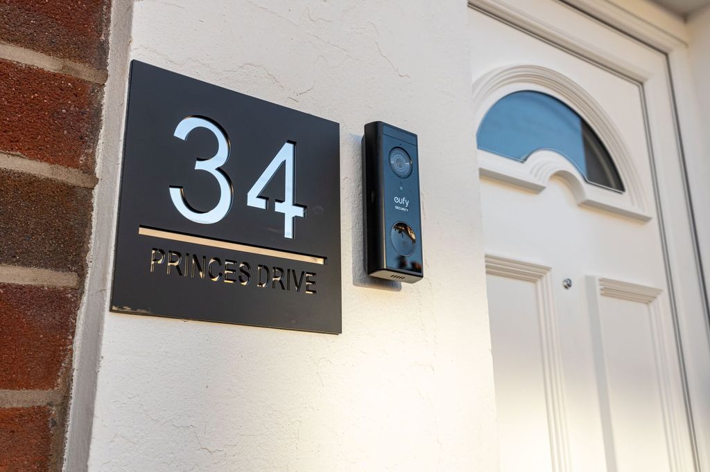 Property photo 3 of 16