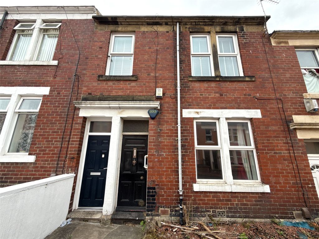 Property photo 1 of 16 External