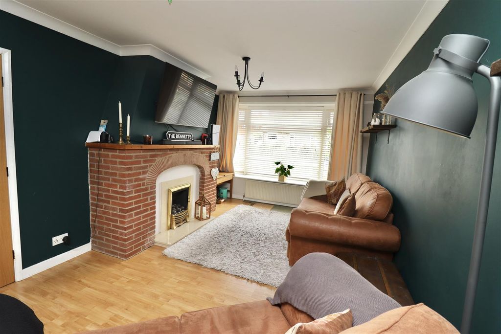 Property photo 2 of 12 Img_4509.Jpg