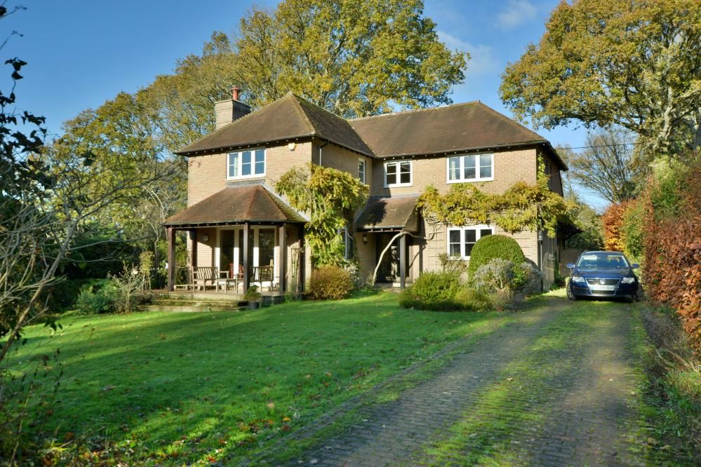 Property photo 1 of 43 Agents Notes