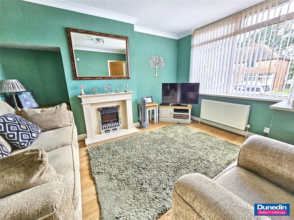 Property photo 2 of 17 Picture No. 09