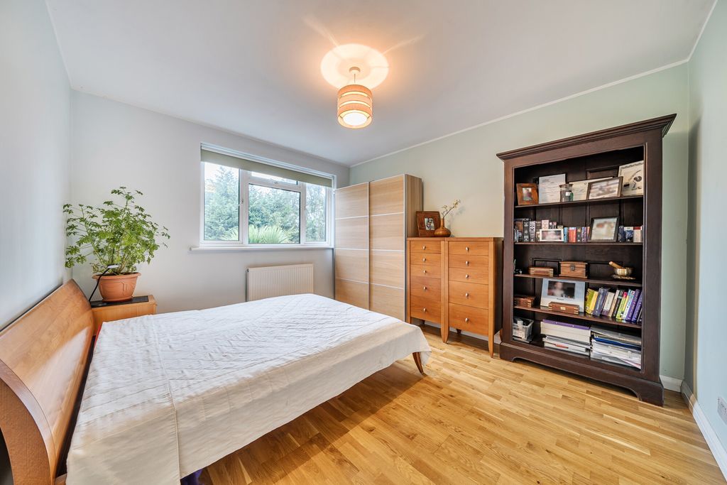 Property photo 3 of 20 1400924-5-696E2B5...