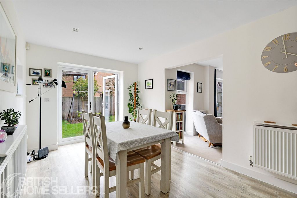 Property photo 3 of 15 Picture No. 04