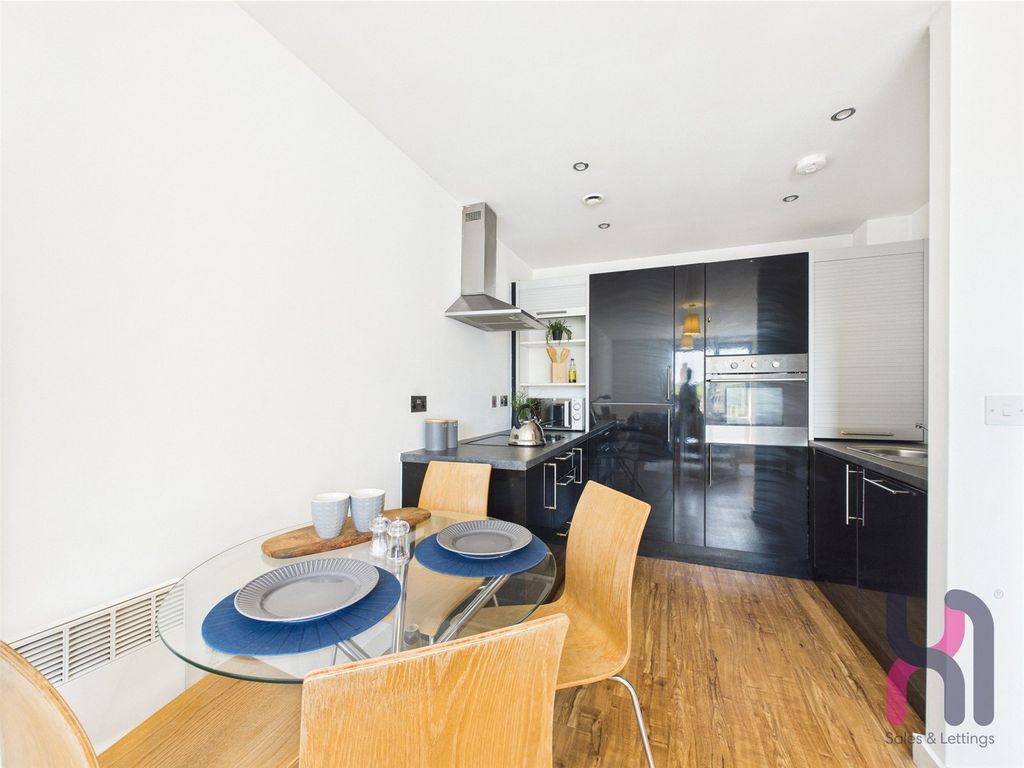 Property photo 3 of 9 Picture No. 08