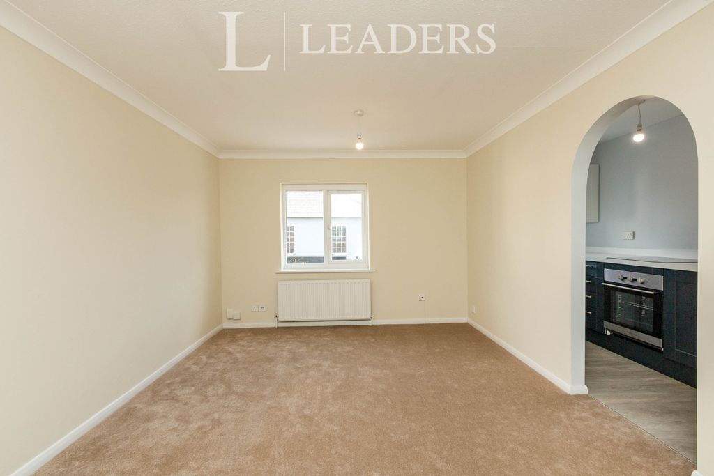 Property photo 3 of 11 d2806ce0-Fa58-47A9-9