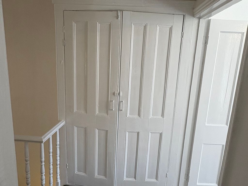 Property photo 2 of 8 Photo 1