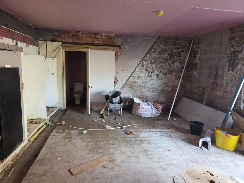 Property photo 3 of 4