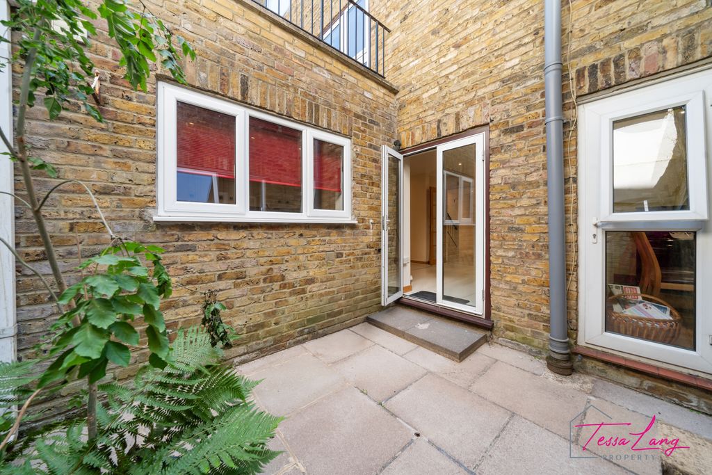 Property photo 3 of 16 Patio