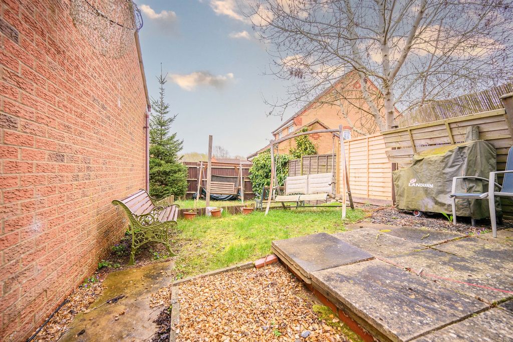 Property photo 2 of 9