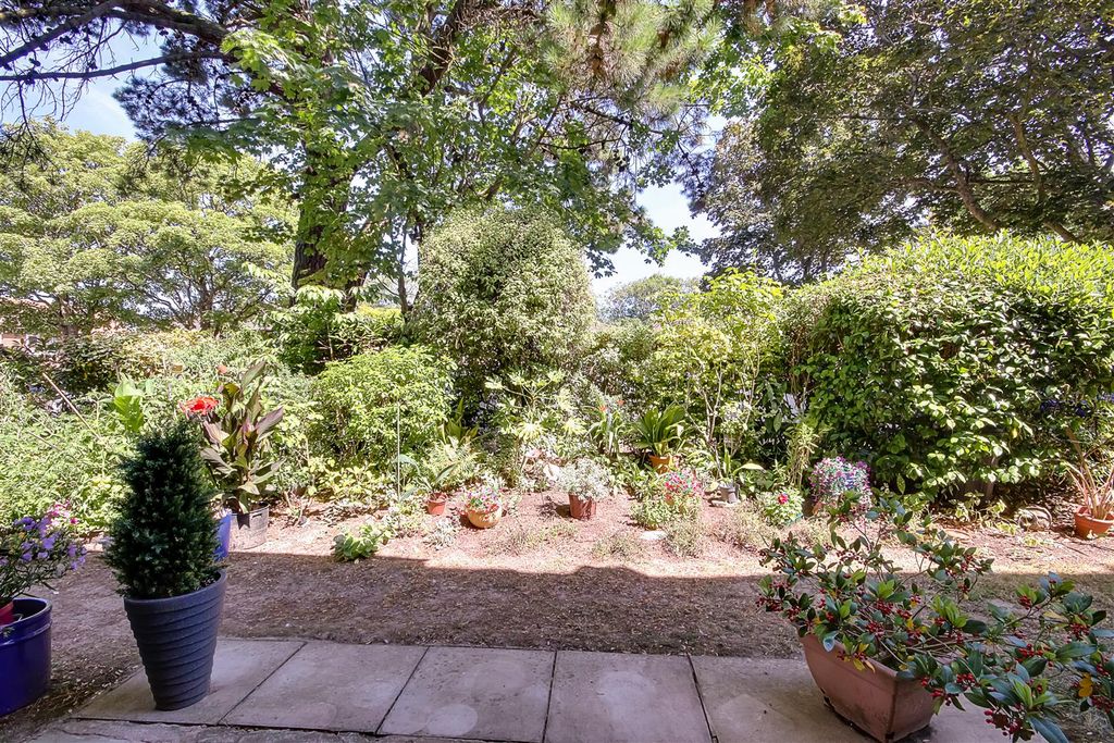 Property photo 2 of 15 Img_3868-Img_3870.Jpg