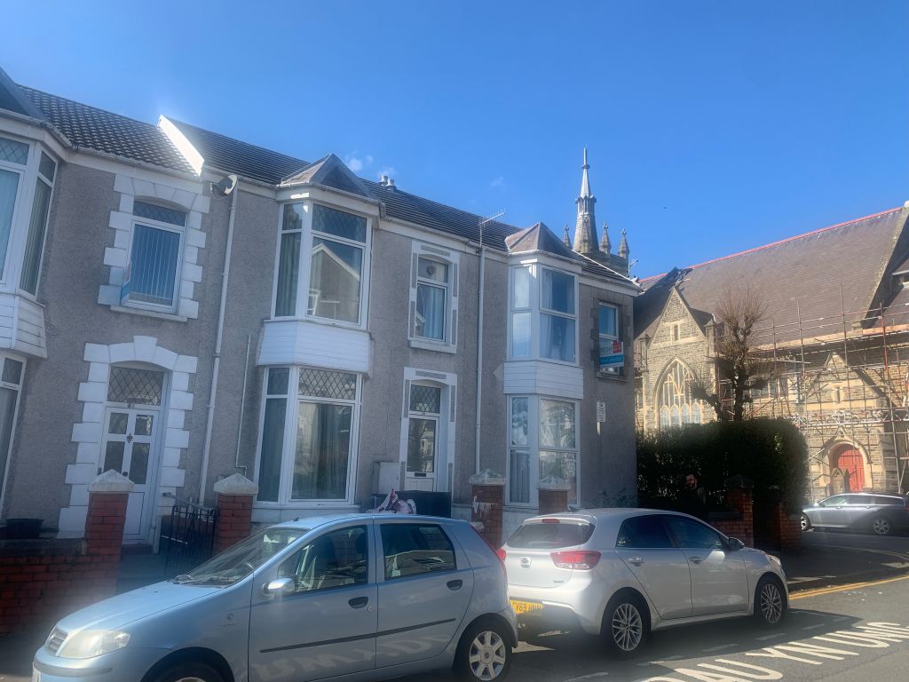 Property photo 1 of 7