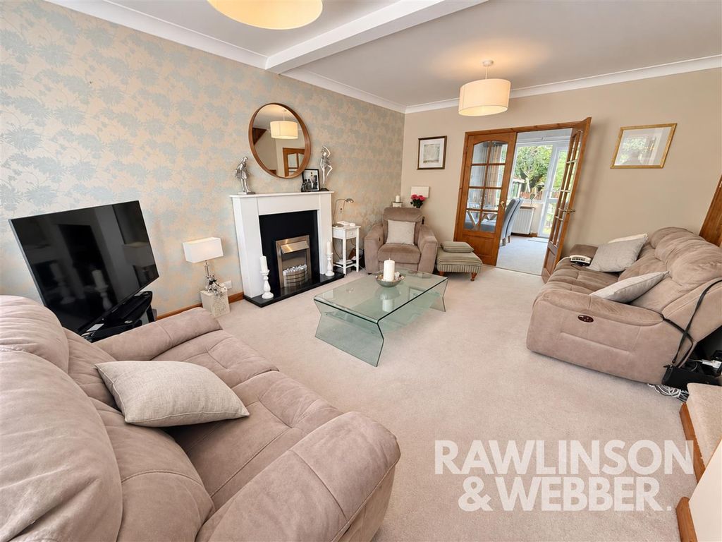 Property photo 3 of 14 Alto Photos (12).Png