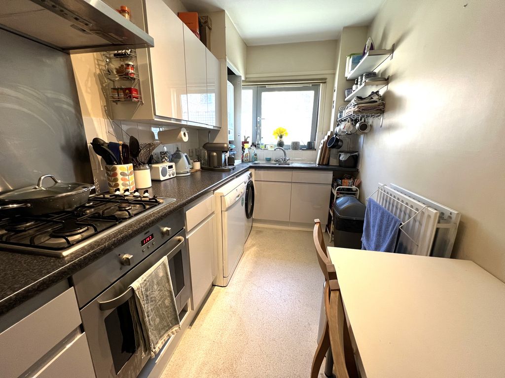 Property photo 2 of 9 House Img_5943