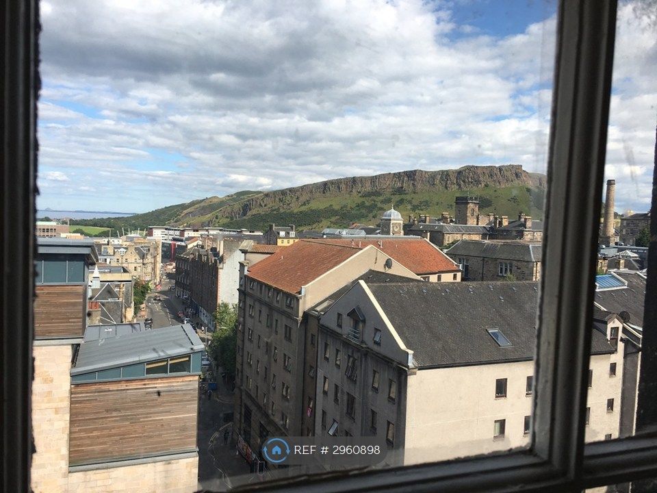 Property photo 1 of 10 Stunning Views Of Arthur Seat
