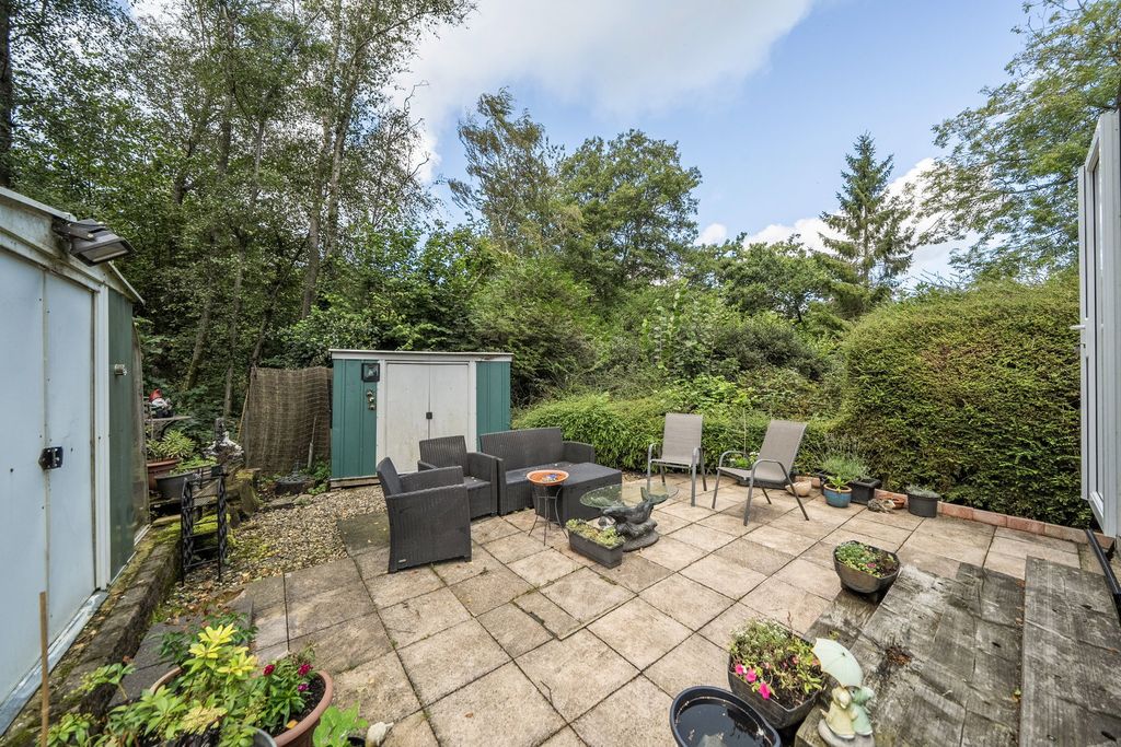 Property photo 3 of 16