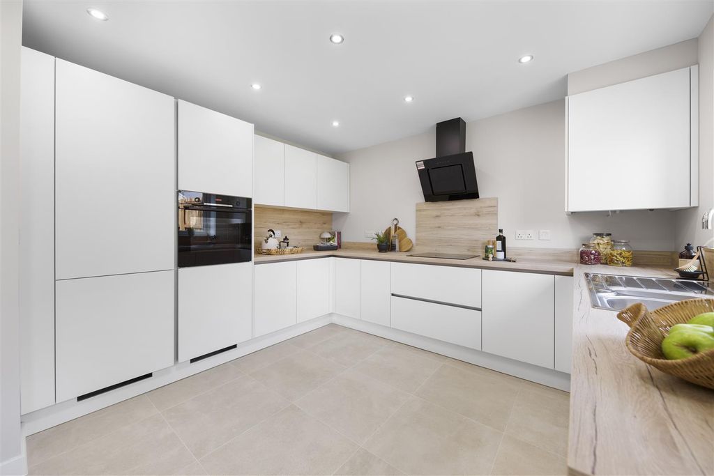 Property photo 2 of 11 Gfus02Tdru6Rgsnymmwbog.Jpg