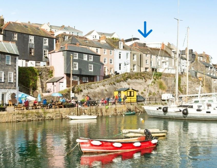 Property photo 3 of 6 Proximity To Harbour