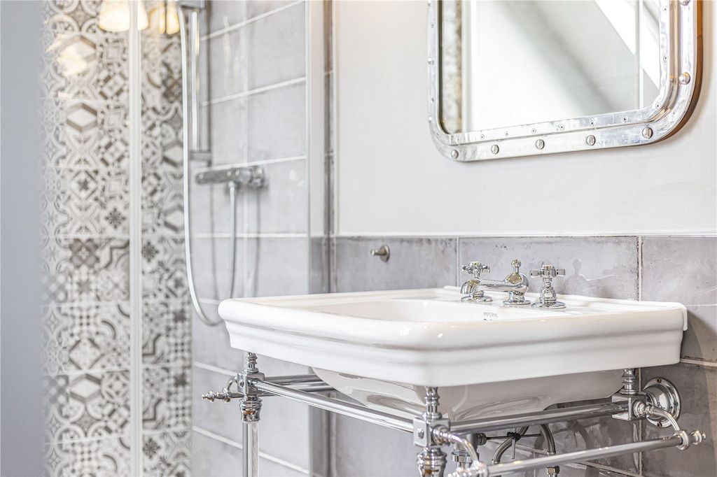 Additional image 16 of 3 bed flat for saleCompton Verney, Warwickshire CV35