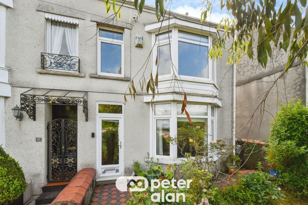 Property photo 1 of 31