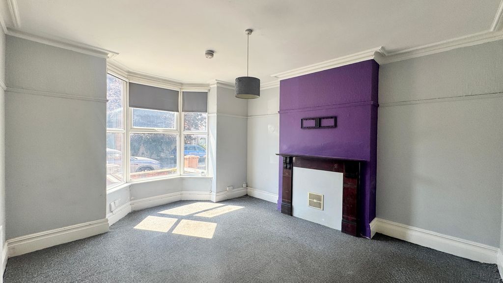 Property photo 2 of 11 Photo 8