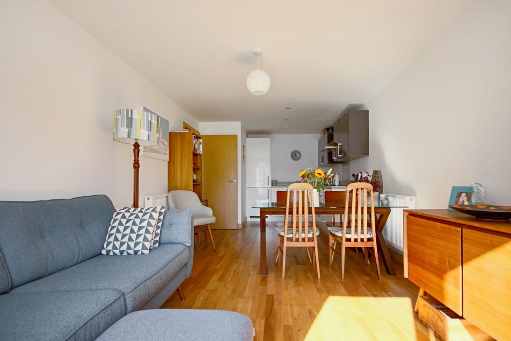 Property photo 3 of 7