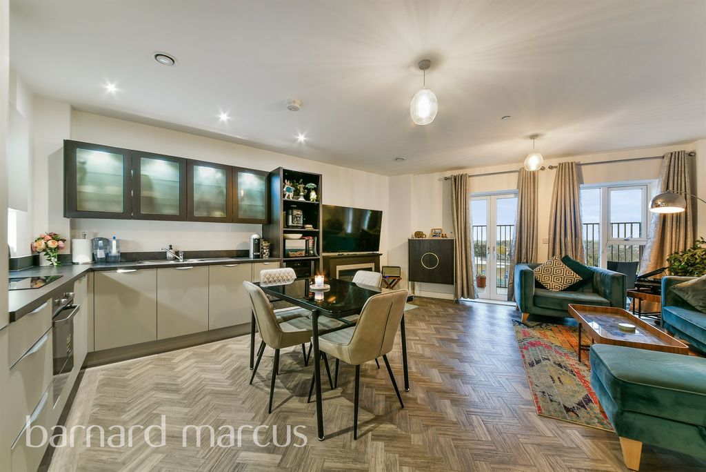 Property photo 2 of 9