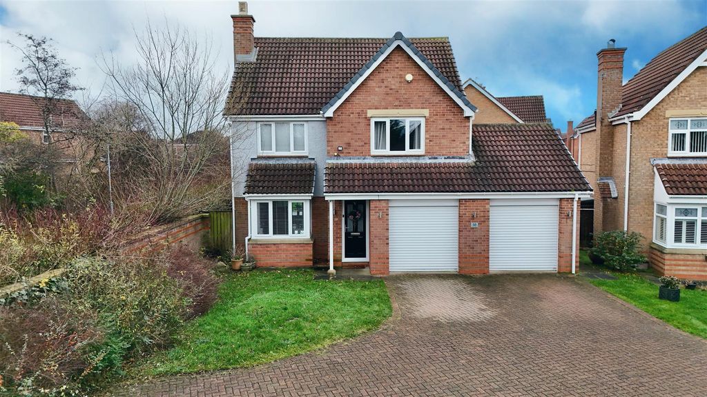 Property photo 1 of 19 Front