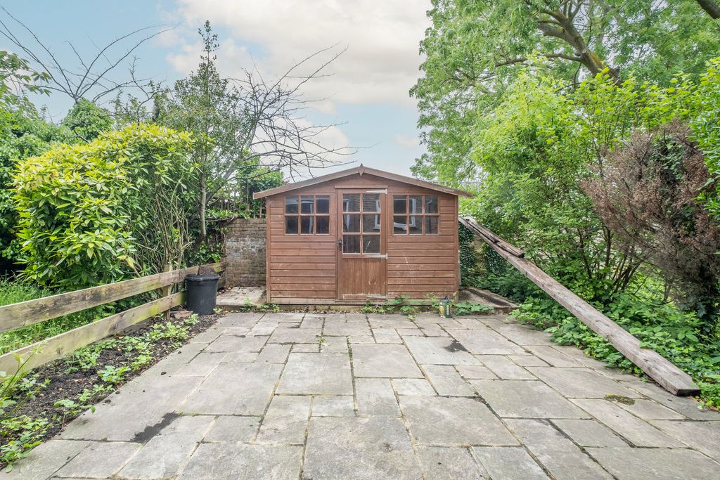 Property photo 3 of 14