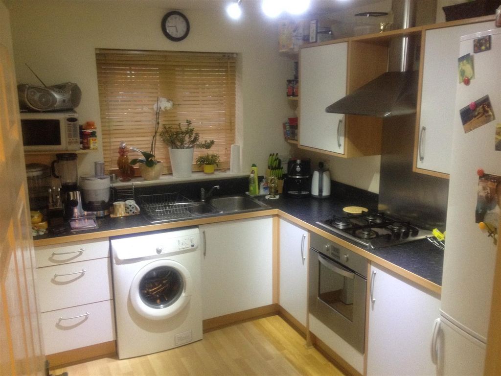 Property photo 3 of 6