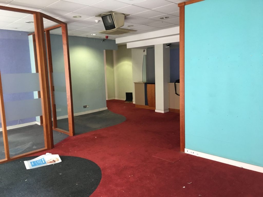 Property photo 3 of 4