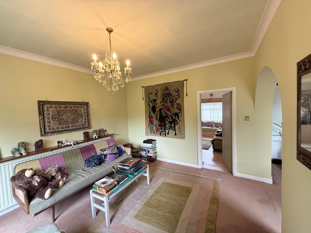 Property photo 3 of 15