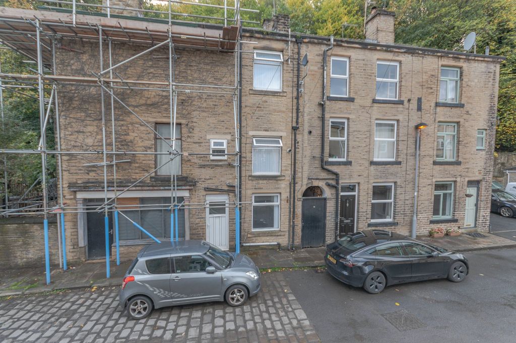 Property photo 1 of 11 Picture No. 12