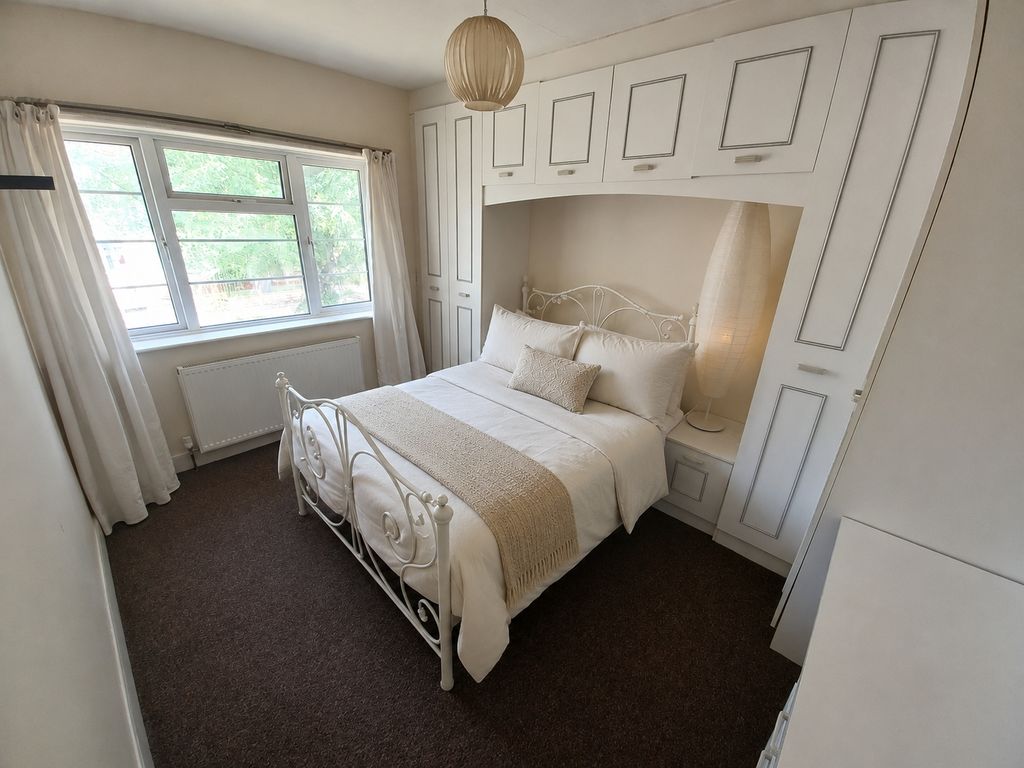 Property photo 2 of 11 Picture No. 10