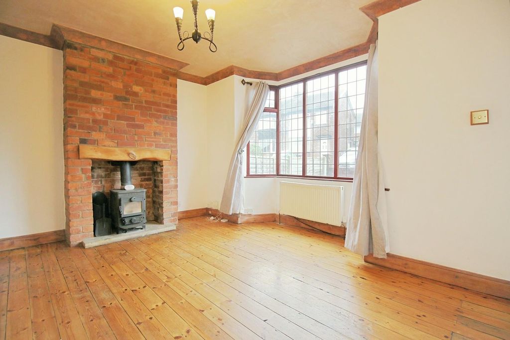 Property photo 2 of 17 Living Room