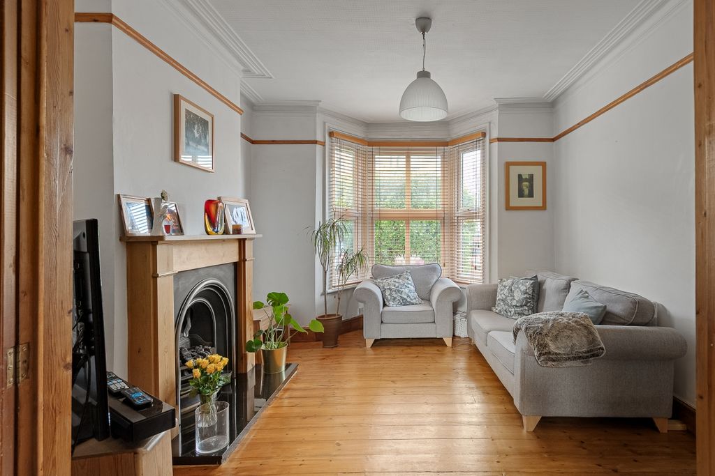 Property photo 2 of 23 094A9043