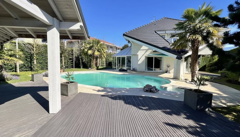 Property photo 1 of 48