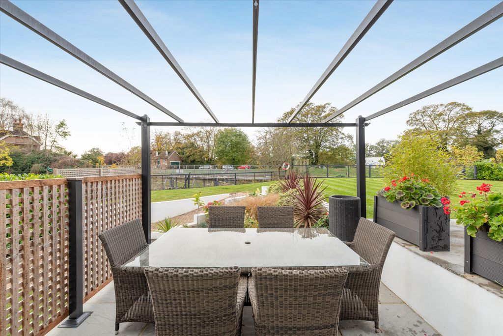 Property photo 1 of 24 Image