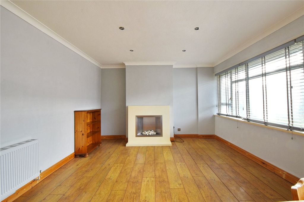 Property photo 2 of 10 Picture No. 07