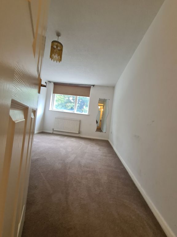 Property photo 1 of 7 Double Bedroom 2 Upper Floor