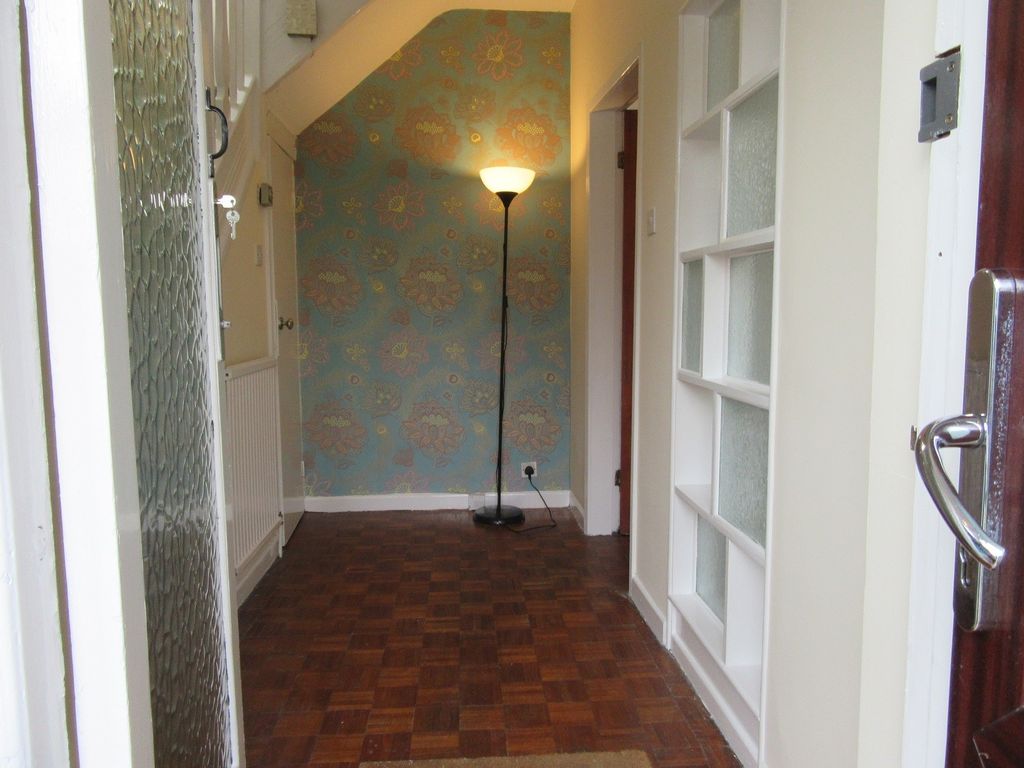 Property photo 2 of 12 Entrance