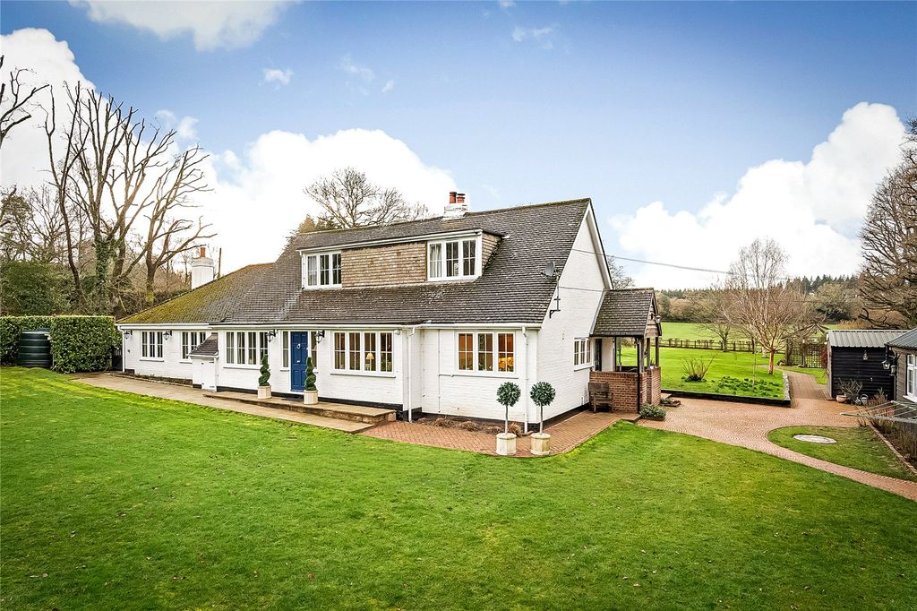 Property photo 1 of 35 House. Partnership