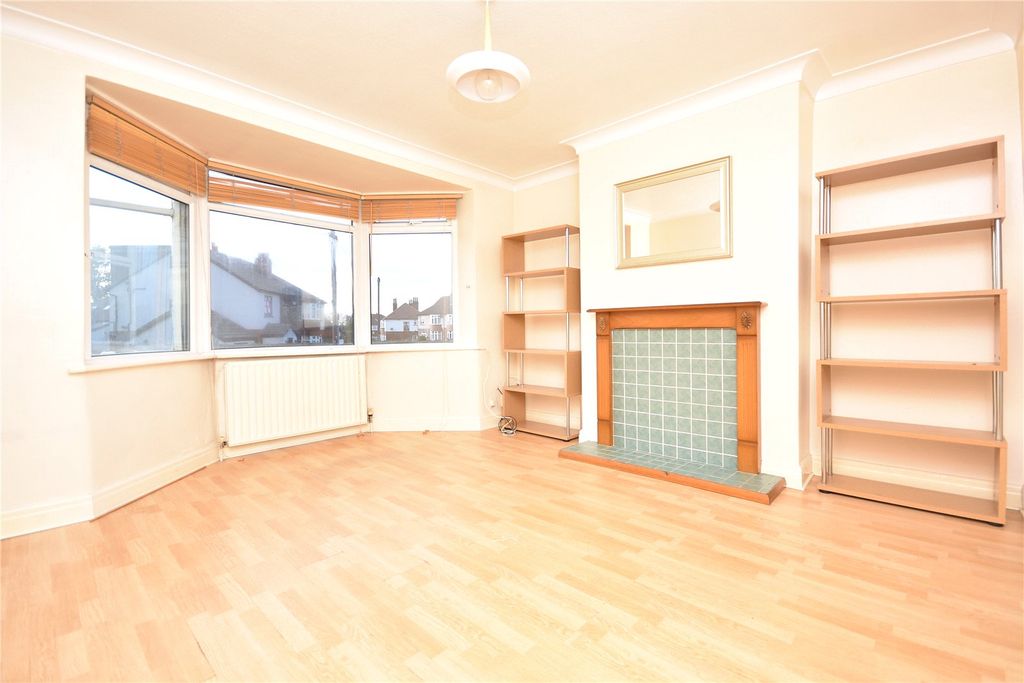 Property photo 2 of 15 Picture No. 16