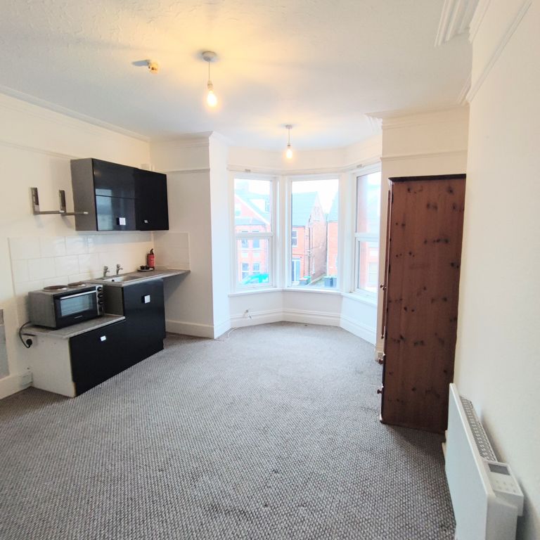 Property photo 2 of 5 Image