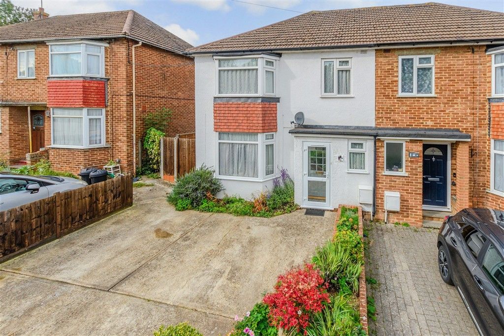 Property photo 3 of 11 External (Web)