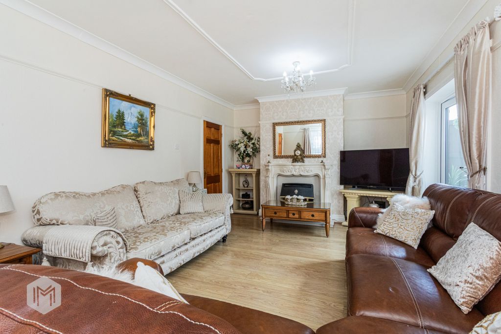 Property photo 2 of 28 Picture No. 05