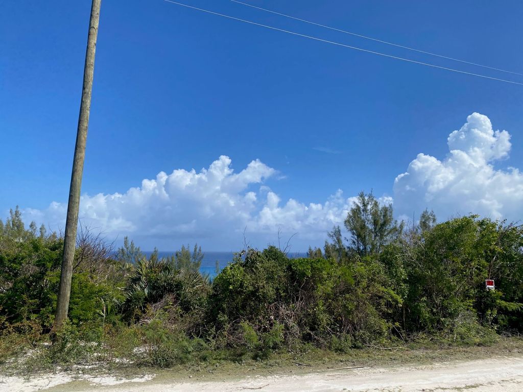 Property photo 2 of 8