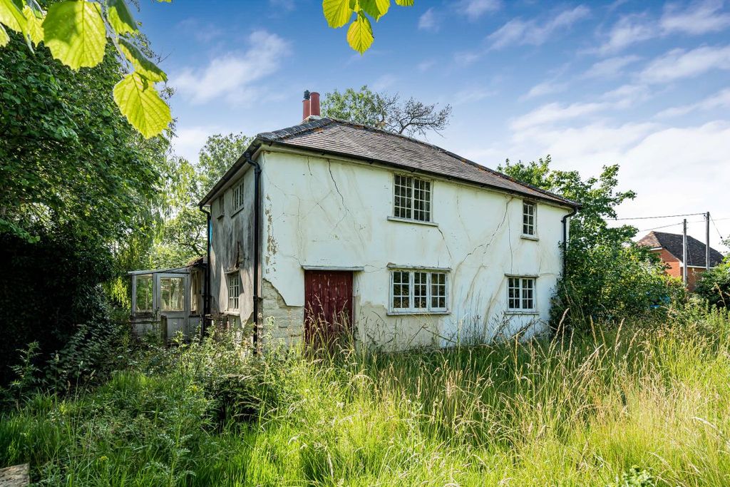 Property photo 1 of 36